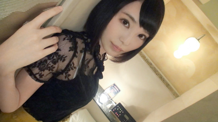Towa 22岁的服装店店员番号：SIRO-3543