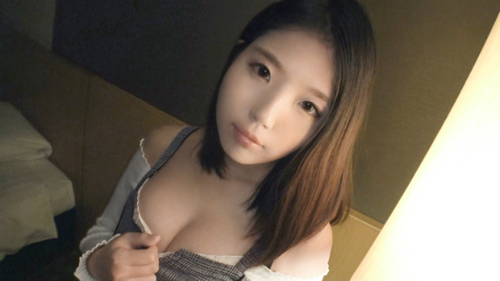 Rei 24岁女孩酒吧职员番号：SIRO-3645