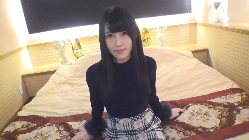浅田由乃21岁护理专员番号：SIRO-3698