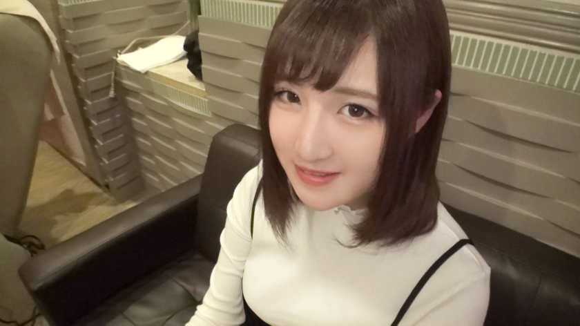 ゆいり20岁美体霜销售员番号：SIRO-3787