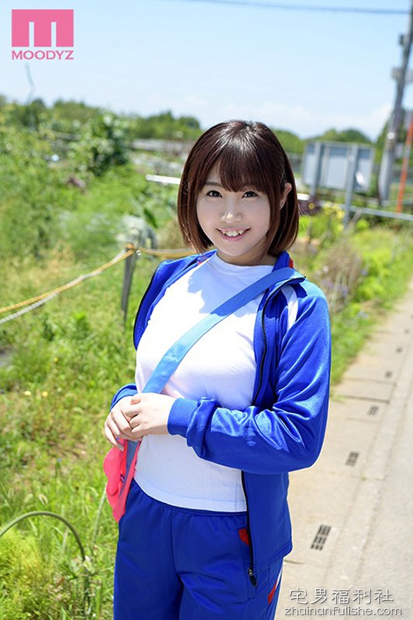 MIFD-054:游泳部健将超喜欢做爱,现役女大生 梦咲ひなみ 淫乱登场！