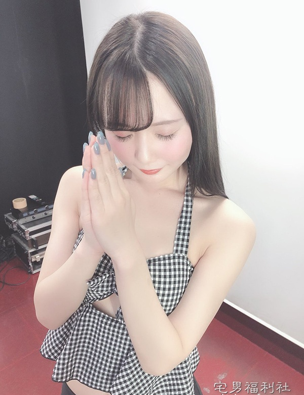 一年一度！FANZA成人赏结果发表，新科AV影后当场激动落泪啦！
