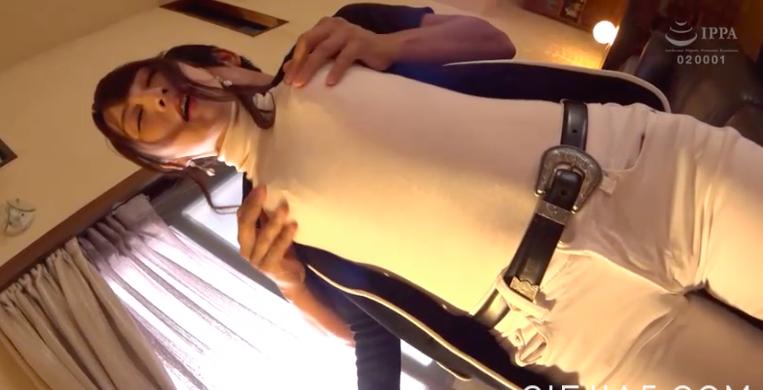人妻系的あやみ旬果！ 柚木めい被老公劝下海拍片！