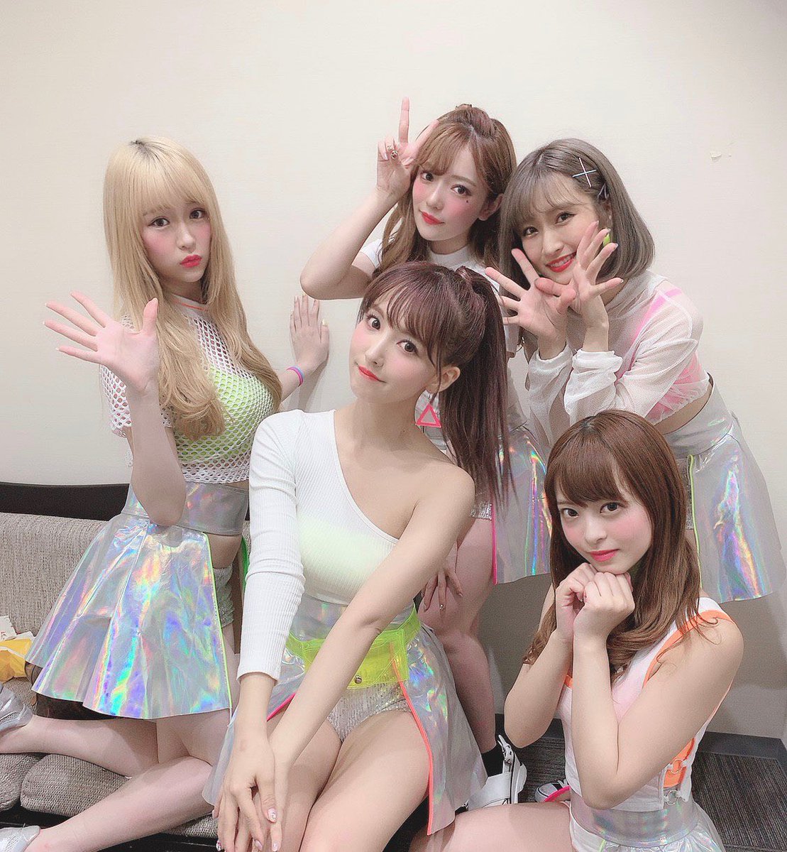 KAWD-991:抓到啦！班长「桜もこ」偷看A书自慰